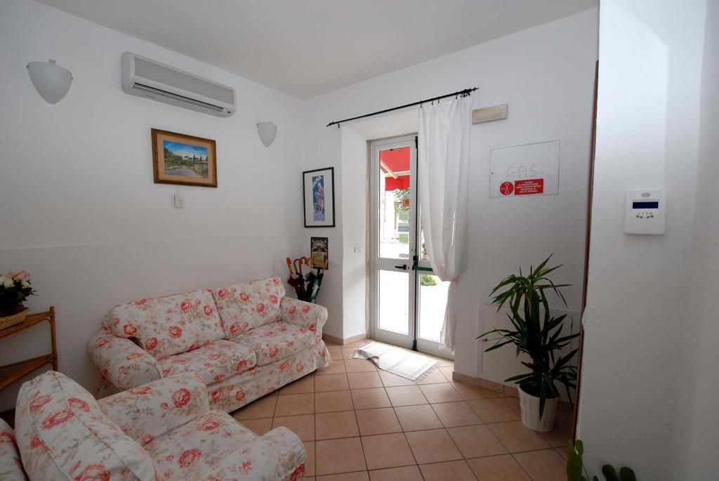 Hotel Luana Viareggio Exterior photo