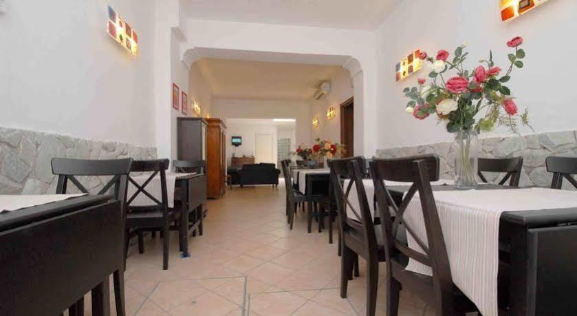 Hotel Luana Viareggio Exterior photo